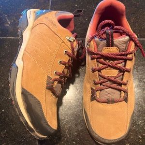 Columbia women techlite waterproof hiking shoes